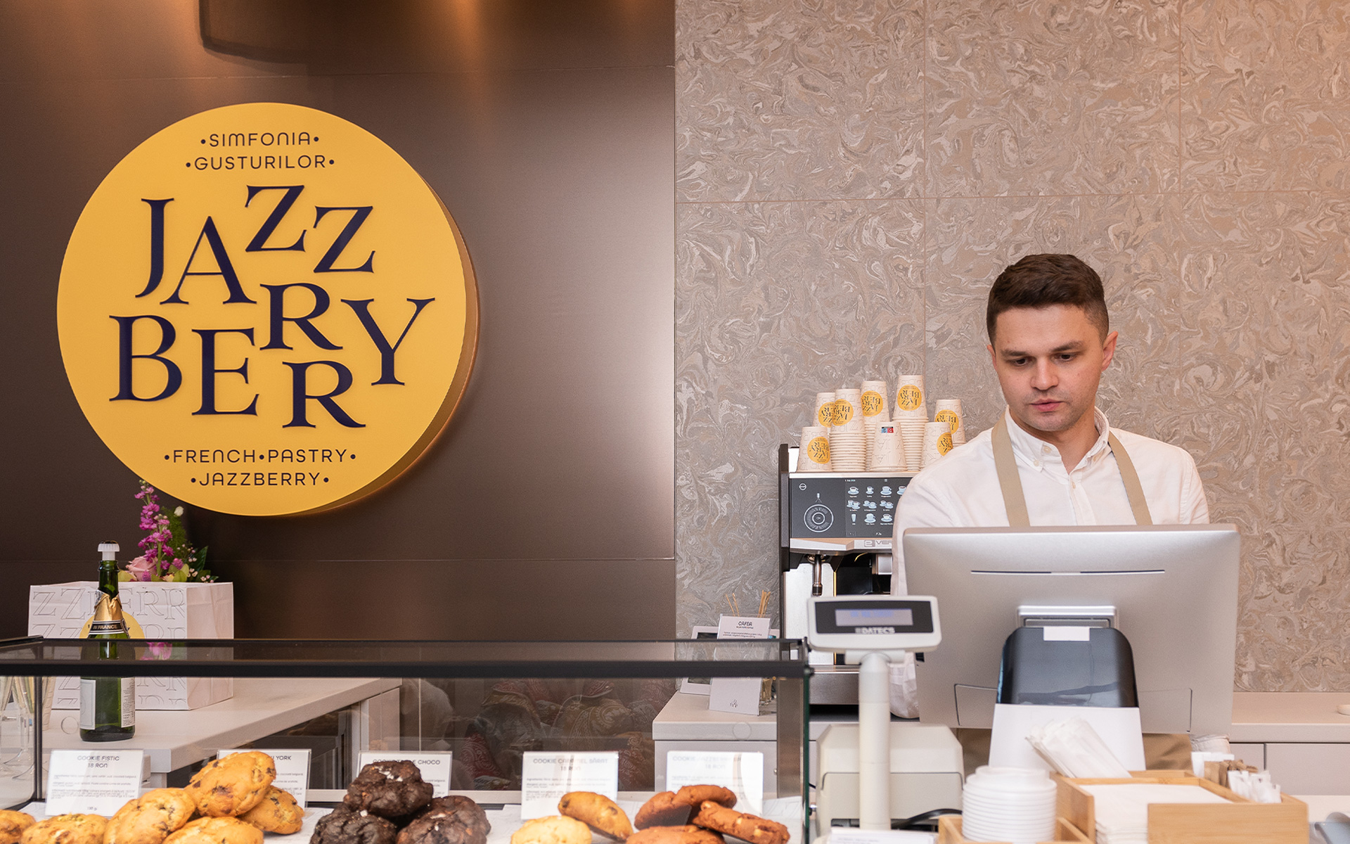 Jazzberry-webcase-03